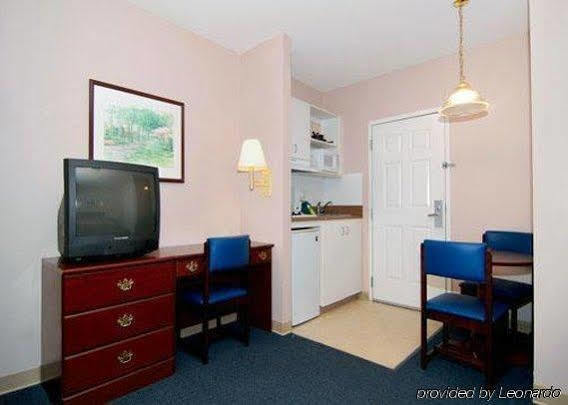Suburban Studios Near University Of North Carolina-Charlotte Exterior foto